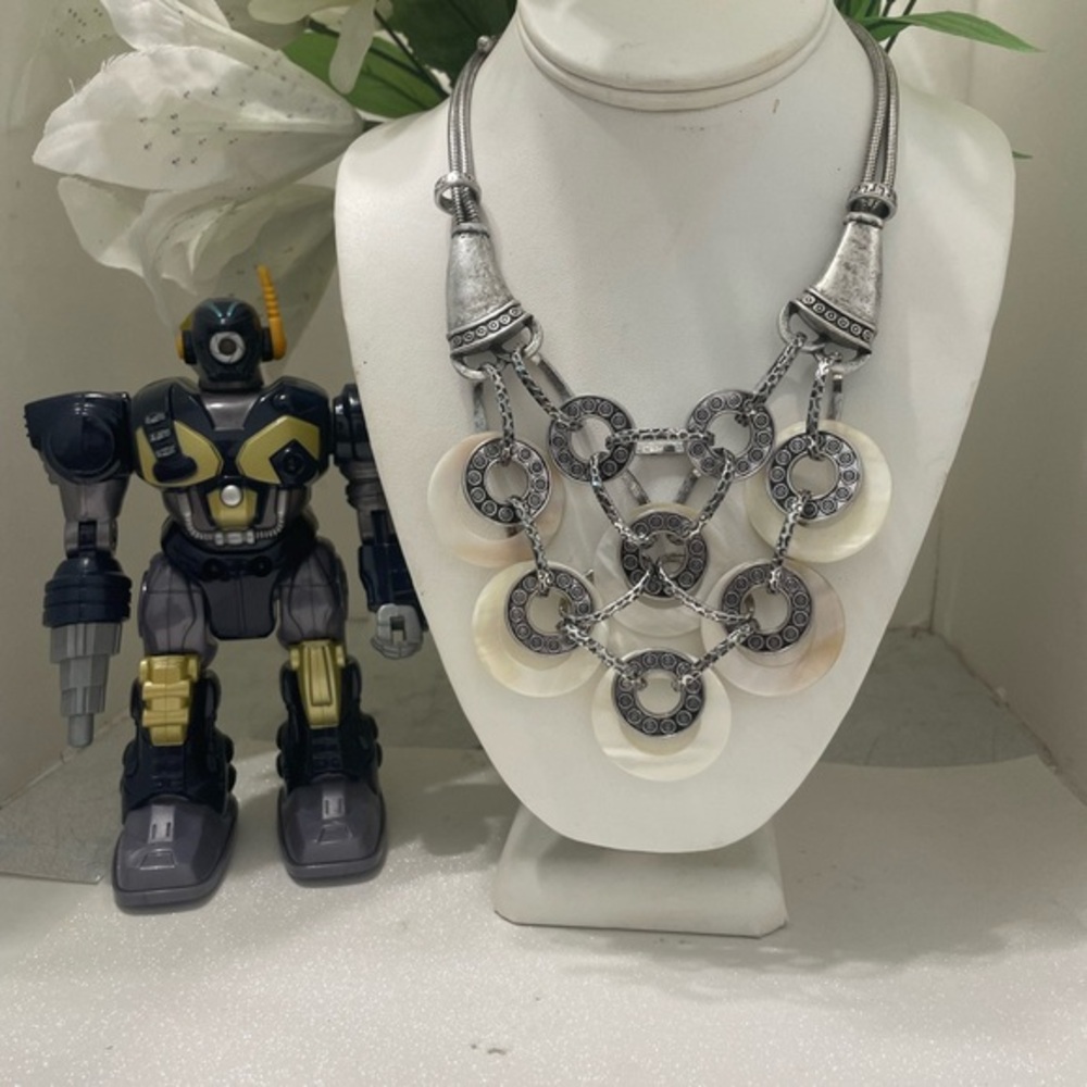 ZUMA FAMILY NECKLACE